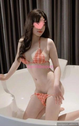 Hạ Vy – gái gọi Tân Uyên