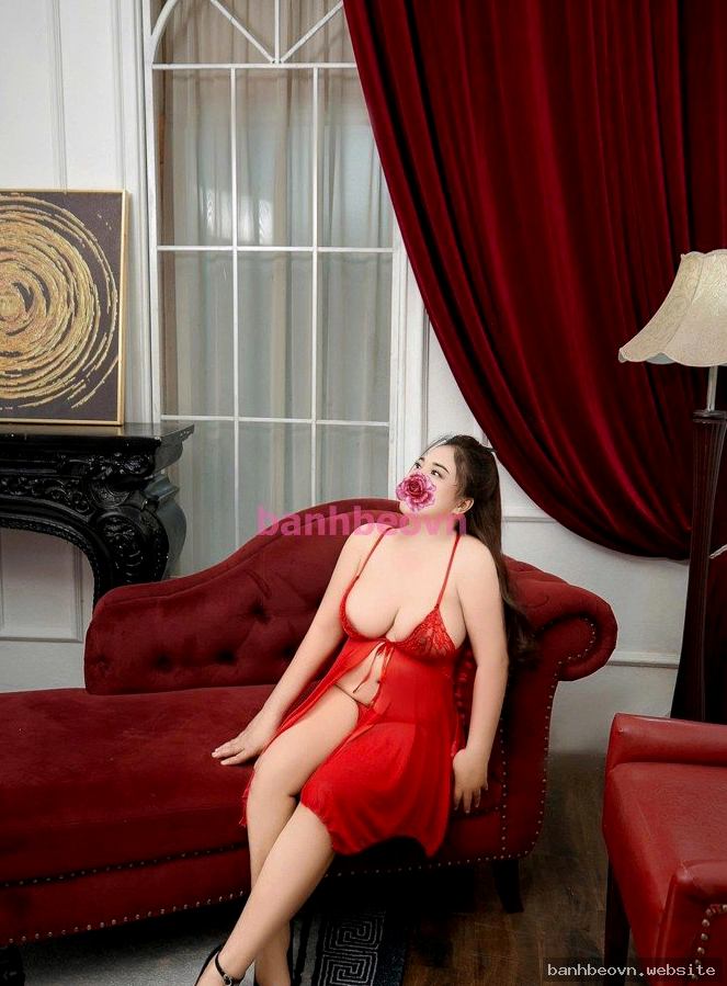 Hồng Ngọc – gái gọi Long Biên