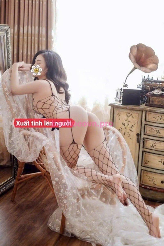 Tê Tái Cùng – gái gọi Quận 1