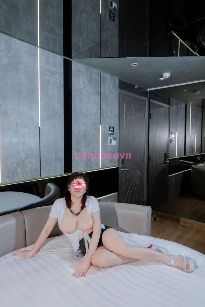 Em Ngọc Anh 1995 – 300k, 1m60, 52kg – Quận 12, Sài Gòn – ảnh 6